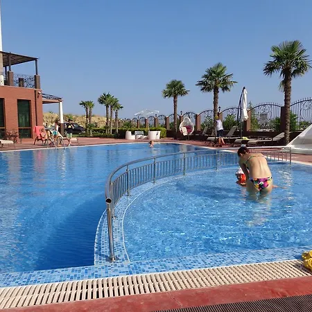 Апартаменты In Chateau Del Marina